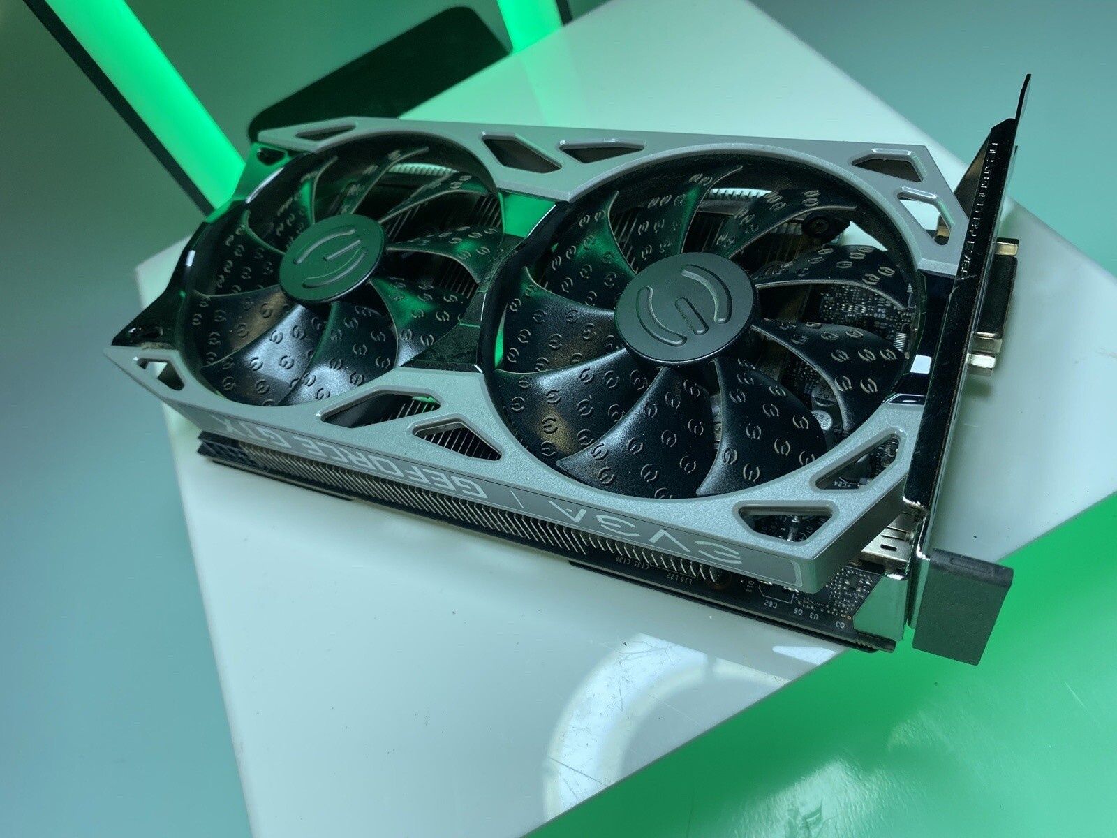 GTX 1660ti EVGA 6GB