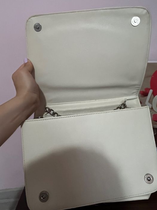 Дамска чанта с цветя