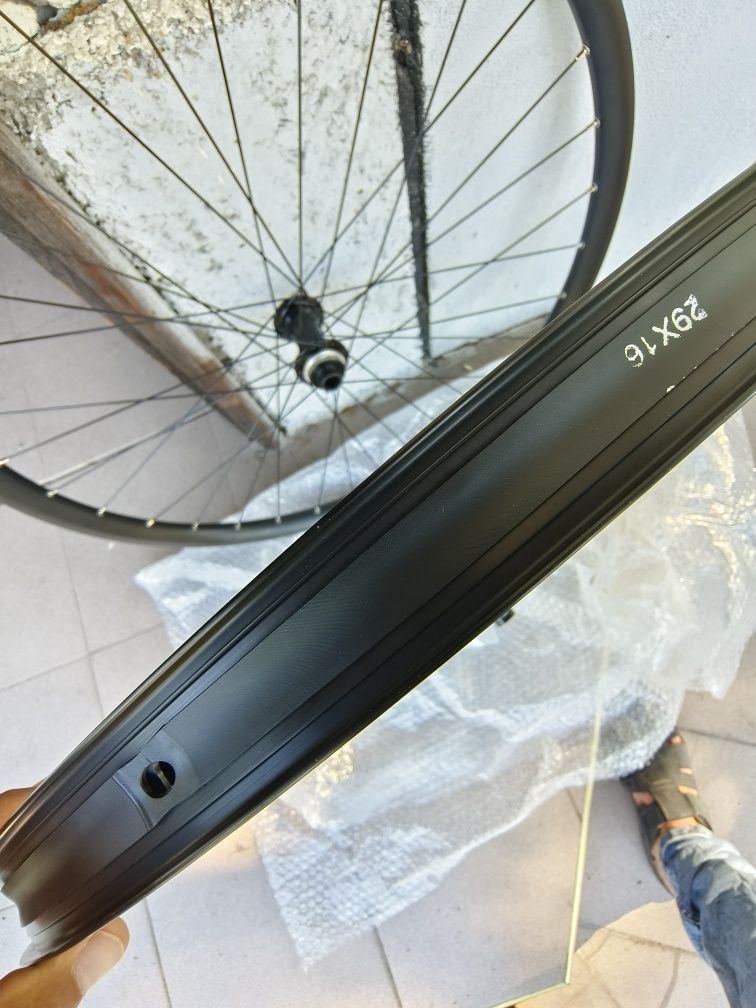 Капли Mavic EX630 CL Boost 15x110,12x148 Microspline 29” wheelset