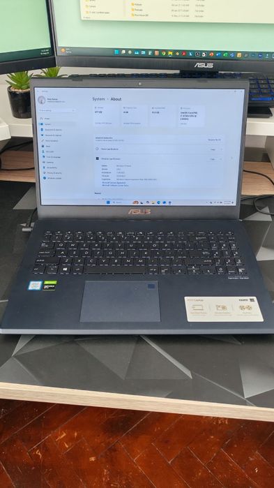 ASUS X571GD

Specificații:
Procesor:
i7 9750H, Coffee Lake
6 nuclee

E