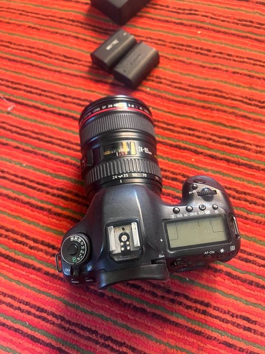 Canon 5D Mark ||| sifat va holati kafolatlanadi Ishonch eng muhumi