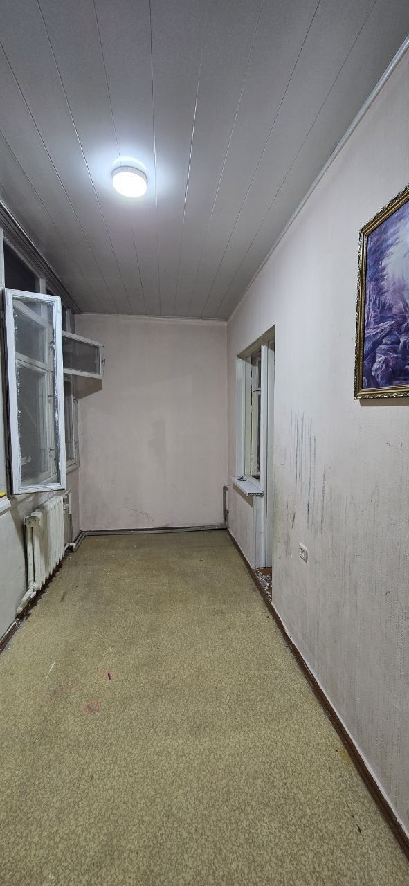 Аренда 1 переделаная в 2 комнатная Юнусабад 11