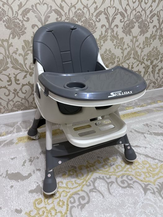 Стульчик для кормления детей