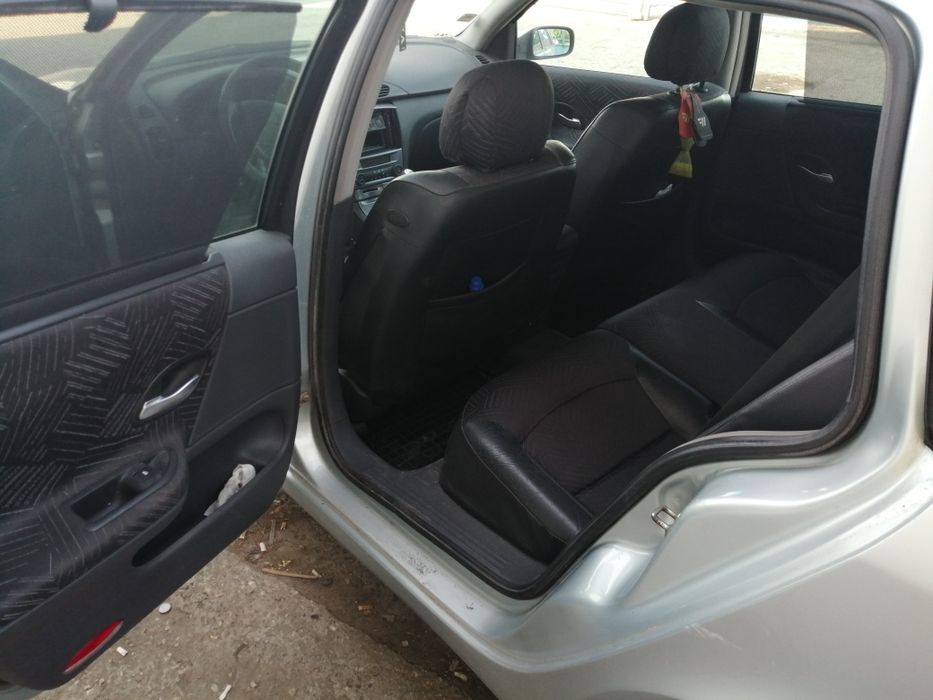 Рено Лагуна/Renault Laguna-На части