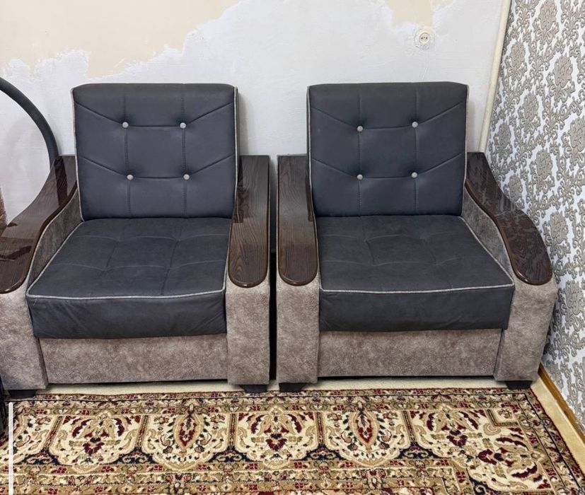 Диван кресло сотилади