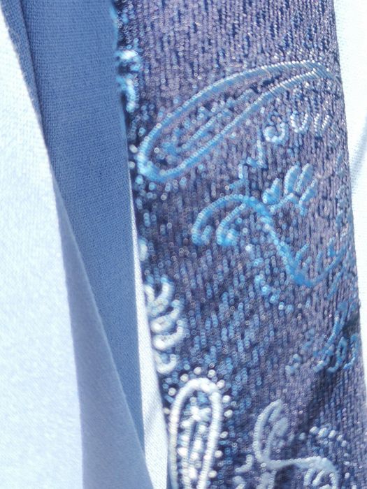 Мъжки официален костюм