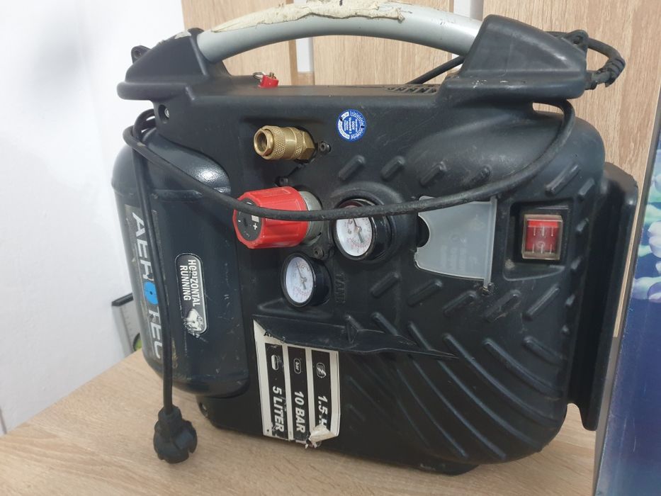 Compresor portabil 5l / 10 bari Aerotec