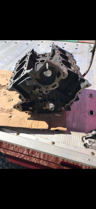 Bloc motor pistoane biele Infinity Rebault cod mot v9x
