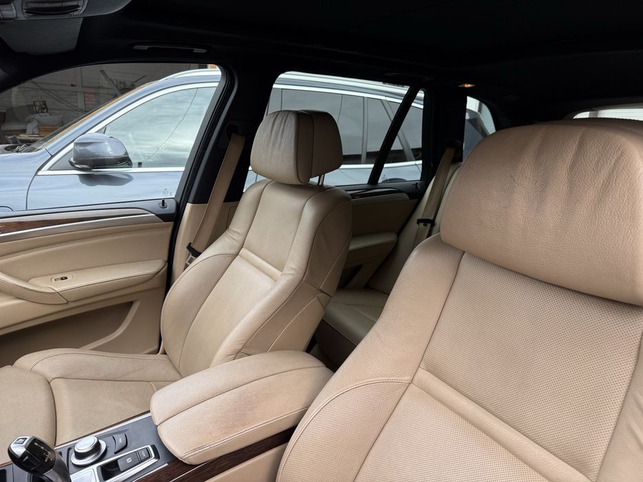 BMW X5 3.0d E70 in stare foarte buna Factura TVA deductibil