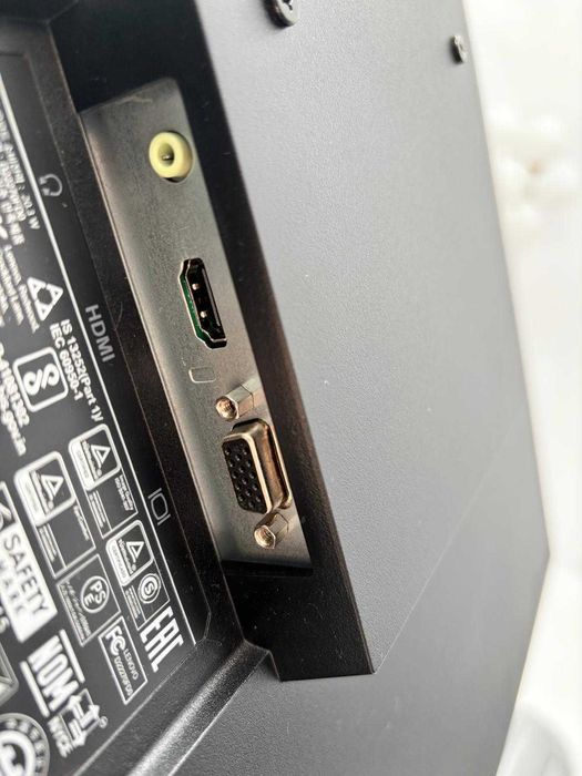 Vand monitor Lenovo 27"