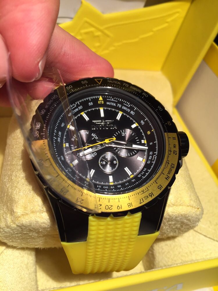 Часовник Invicta Aviator 50mm Black/Yellow Silicone band