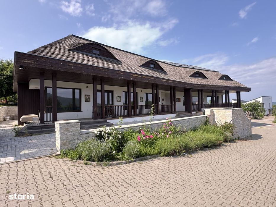 Conac in stil rustic de vanzare in Sibiel, 550 mp constr 2592 mp teren