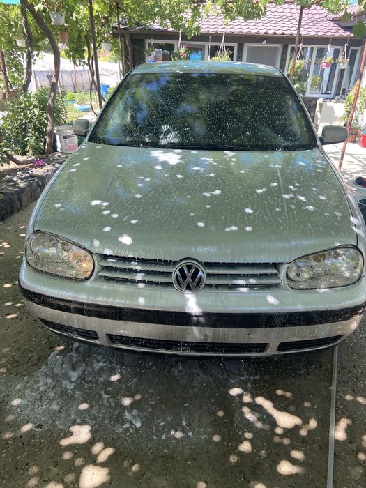 Vând golf 4 in stare buna
