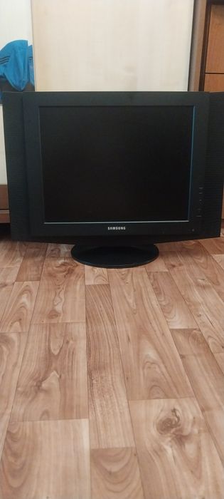 Телевизор samsung