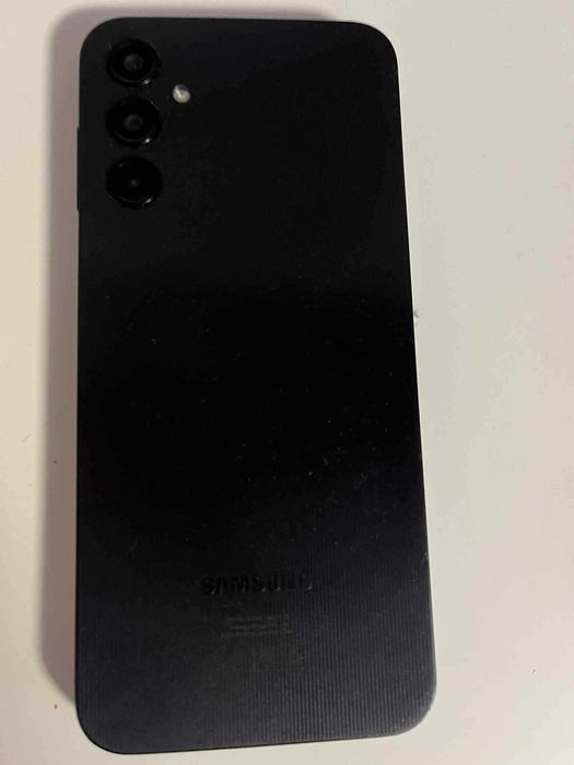 Продавам Samsung A14