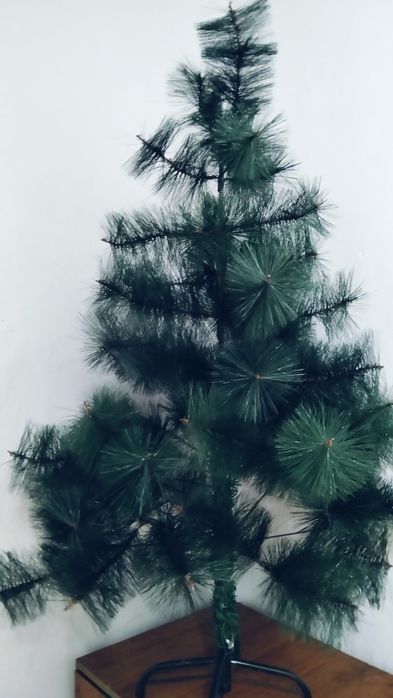 Ёлка искусственная