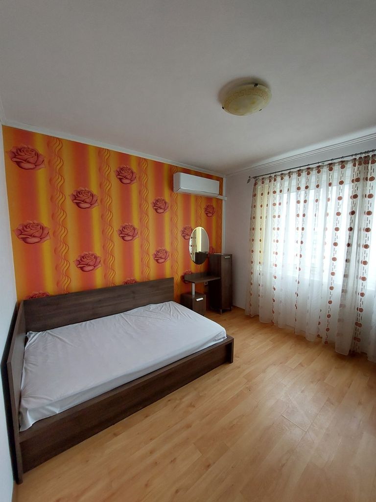 Дава се под наем Тристаен апартамент в Варна, Погреби - 78 кв.м за 510 € - Снимка #8