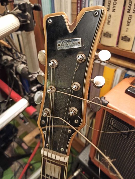 Chitara electrica vintage Monroe, anii 70, Made in Japan