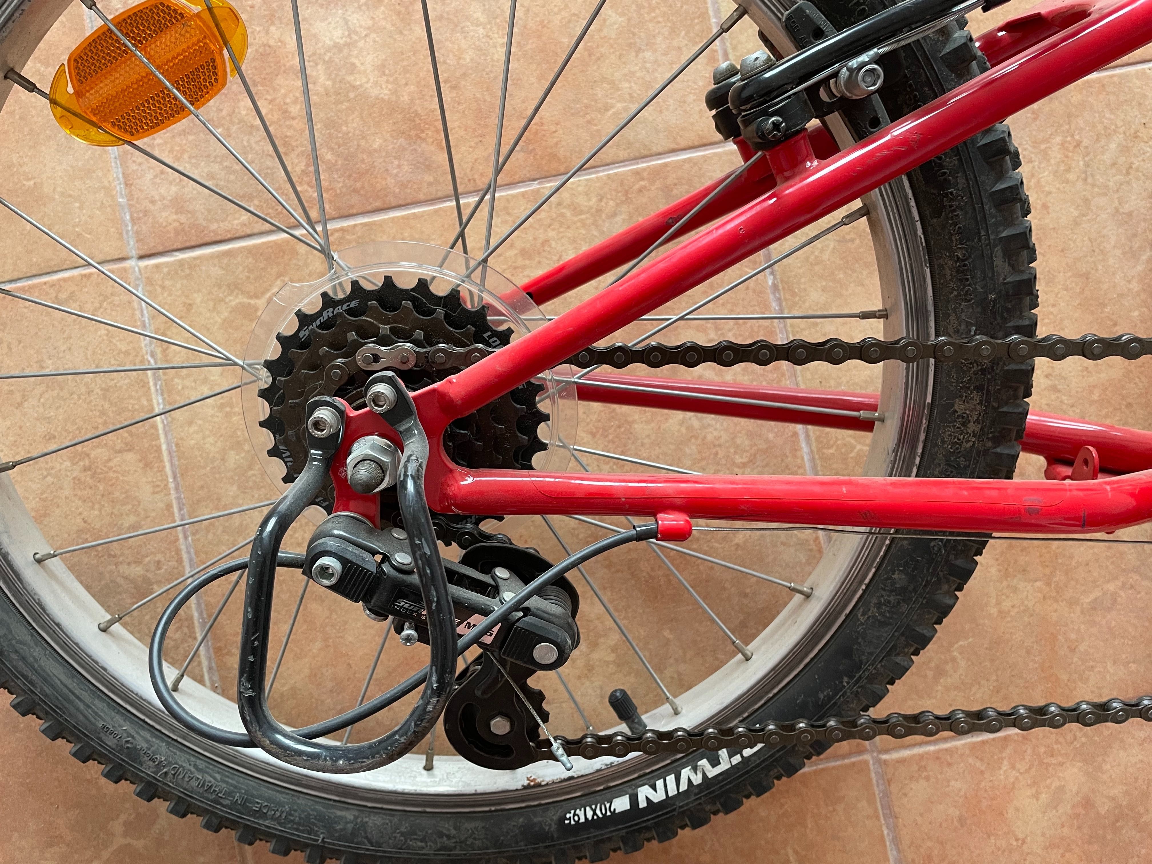 Детски велосипед BTWIN RACINGBOY 320 + каска