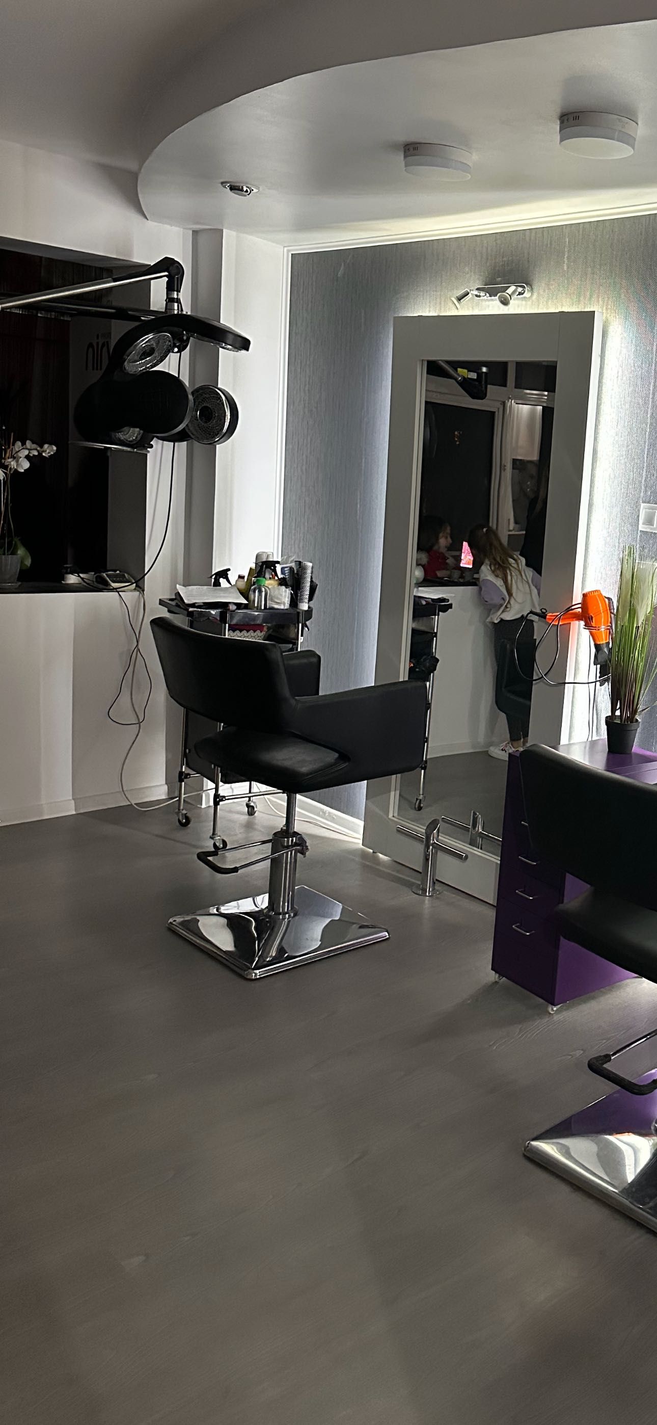 Scaune salon oglinzi