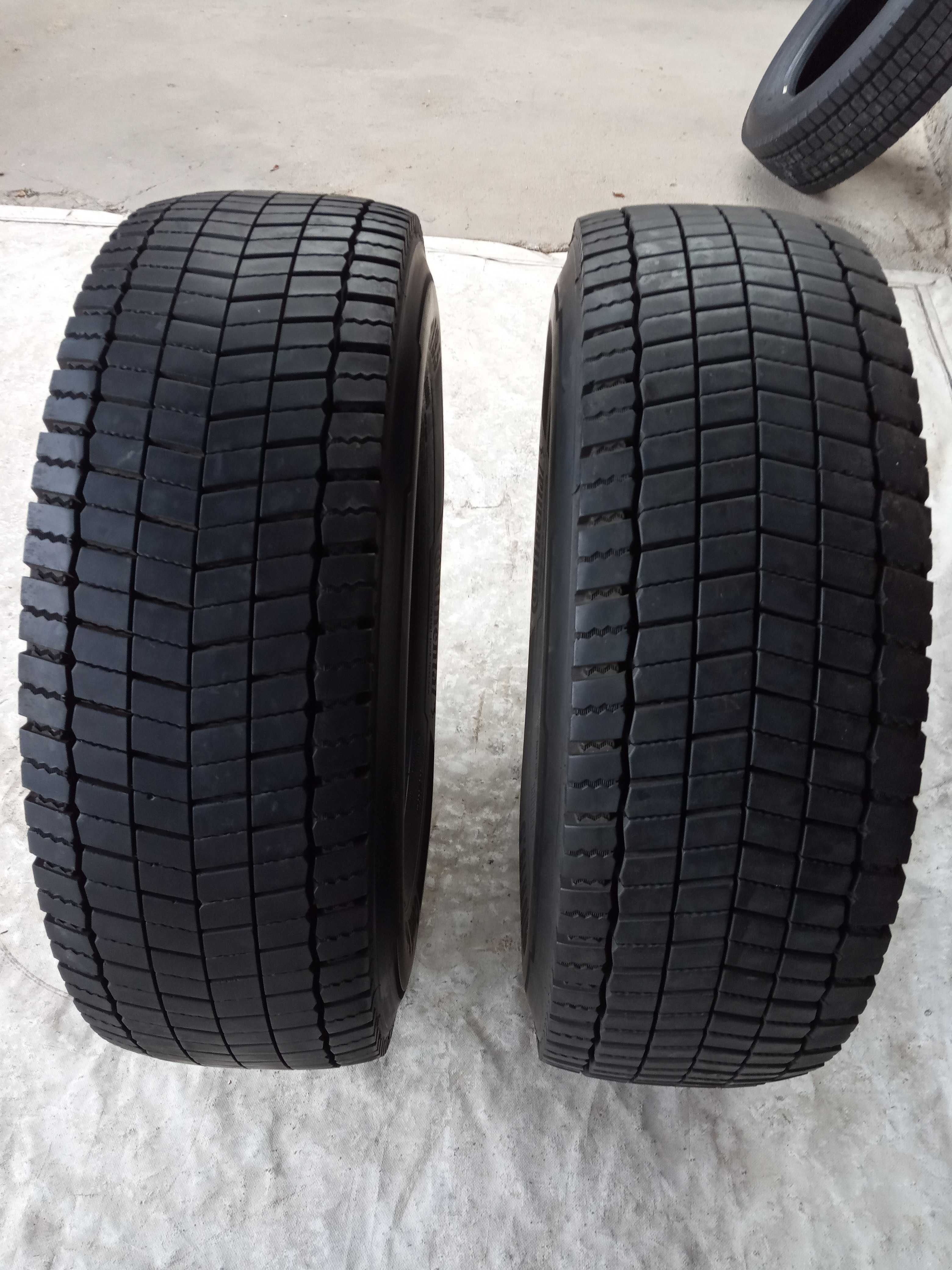 2 тежкотоварни гуми 305/70R19.5 Continental HybridHD3 148/145M DOT2021