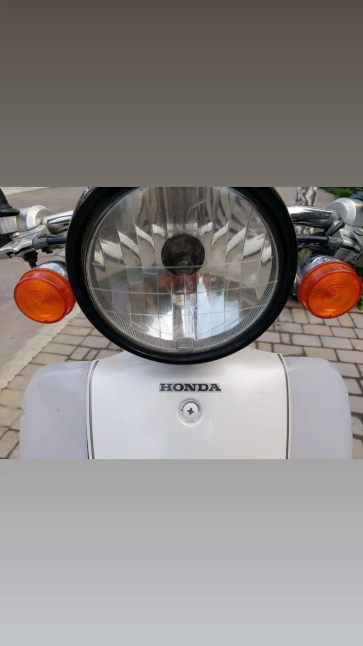 Продаётся скутер Honda Gorna