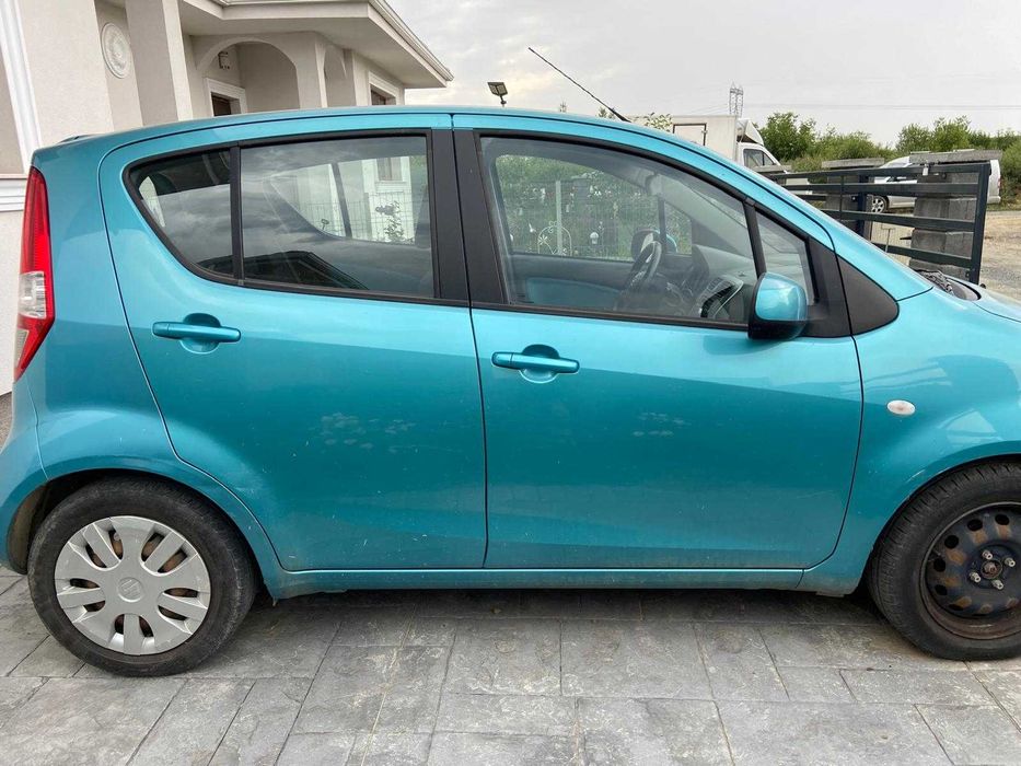 Suzuki Splash 2009 -- 1.0 Benzina -