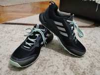 Маратонки Adidas-Terrex