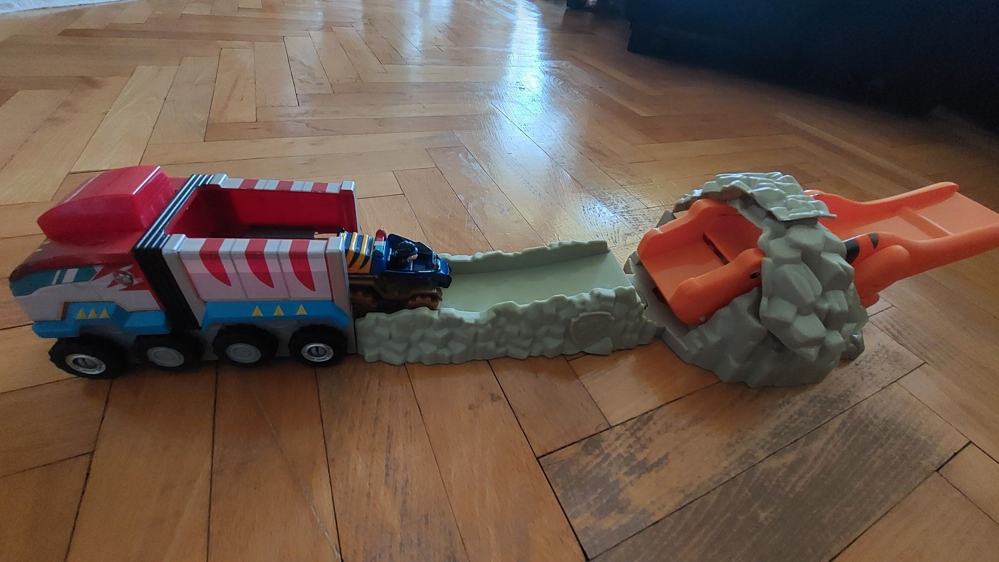 Paw patrol dino rescue true metal chase