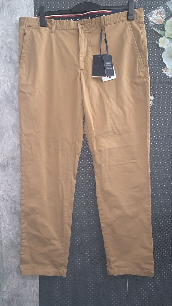 Pantaloni Tommy de barbati