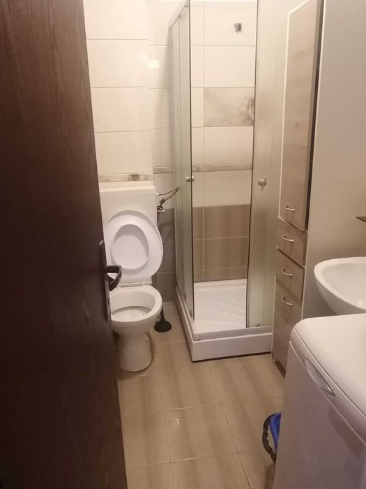 Inchiriez garsoniera termen lung baba novac langa lidl