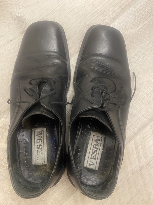 Продам оригинал мужскую обувь  размер 42 кожа натуральная