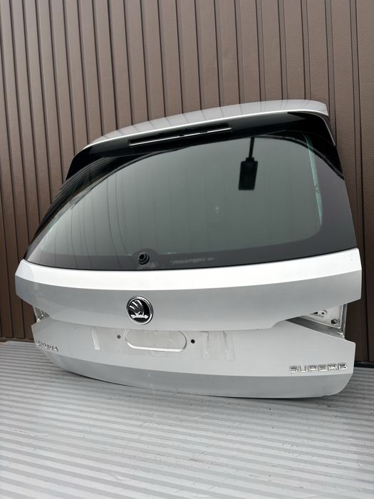 Haion Skoda Superb 3 cod de culoare LA7W 2015-2020