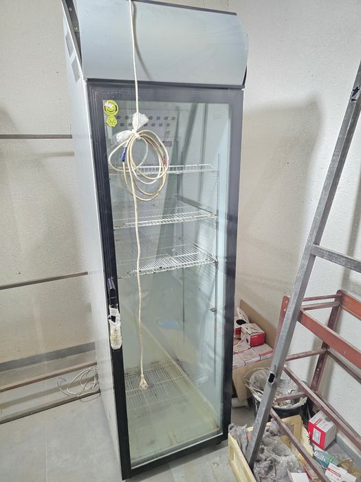 Витрины Холодильник