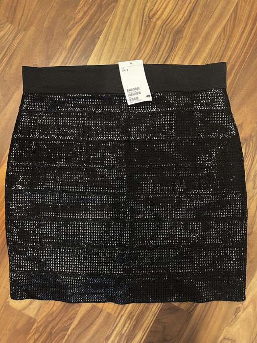 Нова еластична пола с блясък