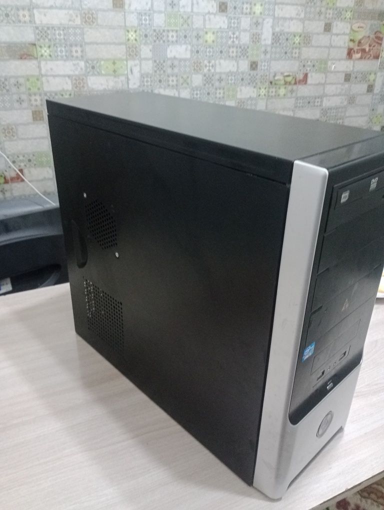 Продам компьютер без жёсткого диска