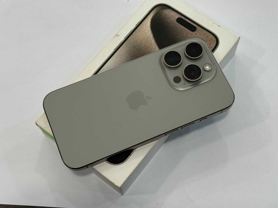 iPhone 15 Pro 128GB -Natural Titanium