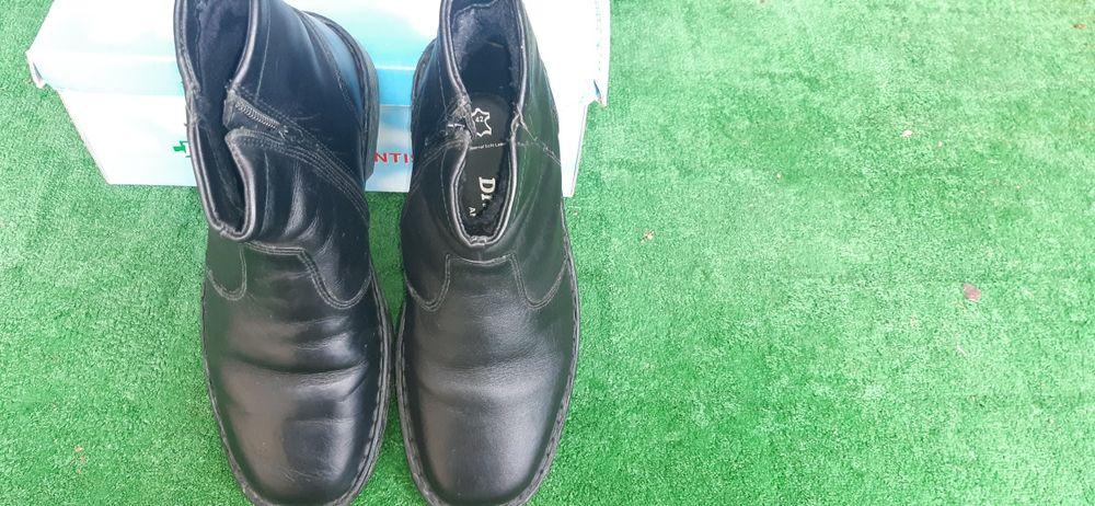 Vând ghete de iarna îmblănite Dr. Jürgens