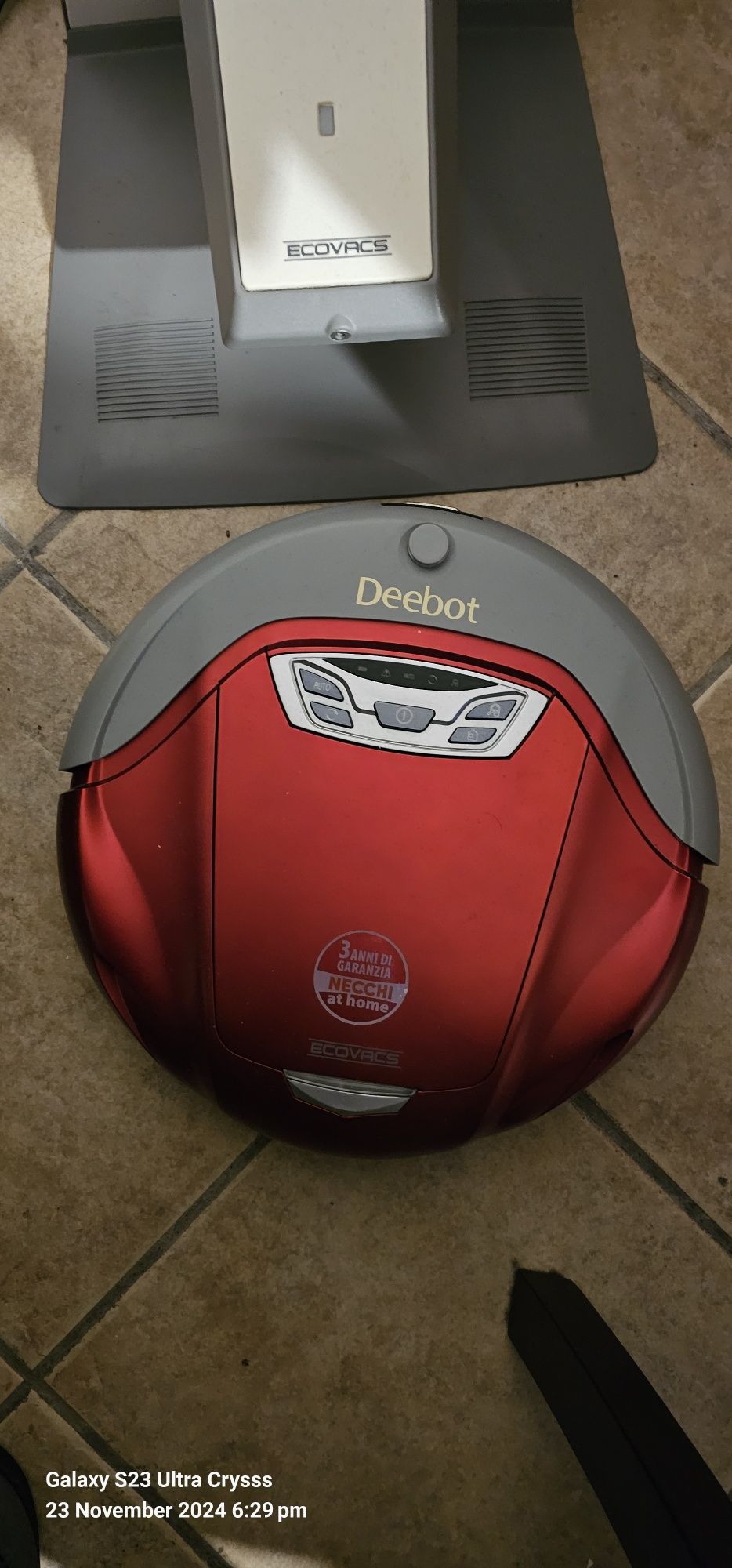 Robot aspirator Deebot