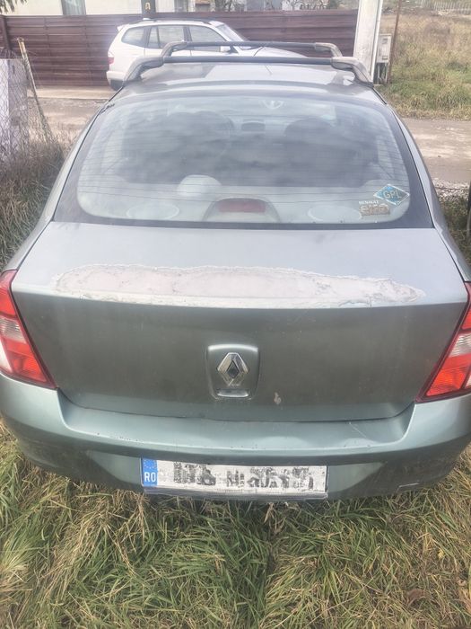 Vand renault benzina