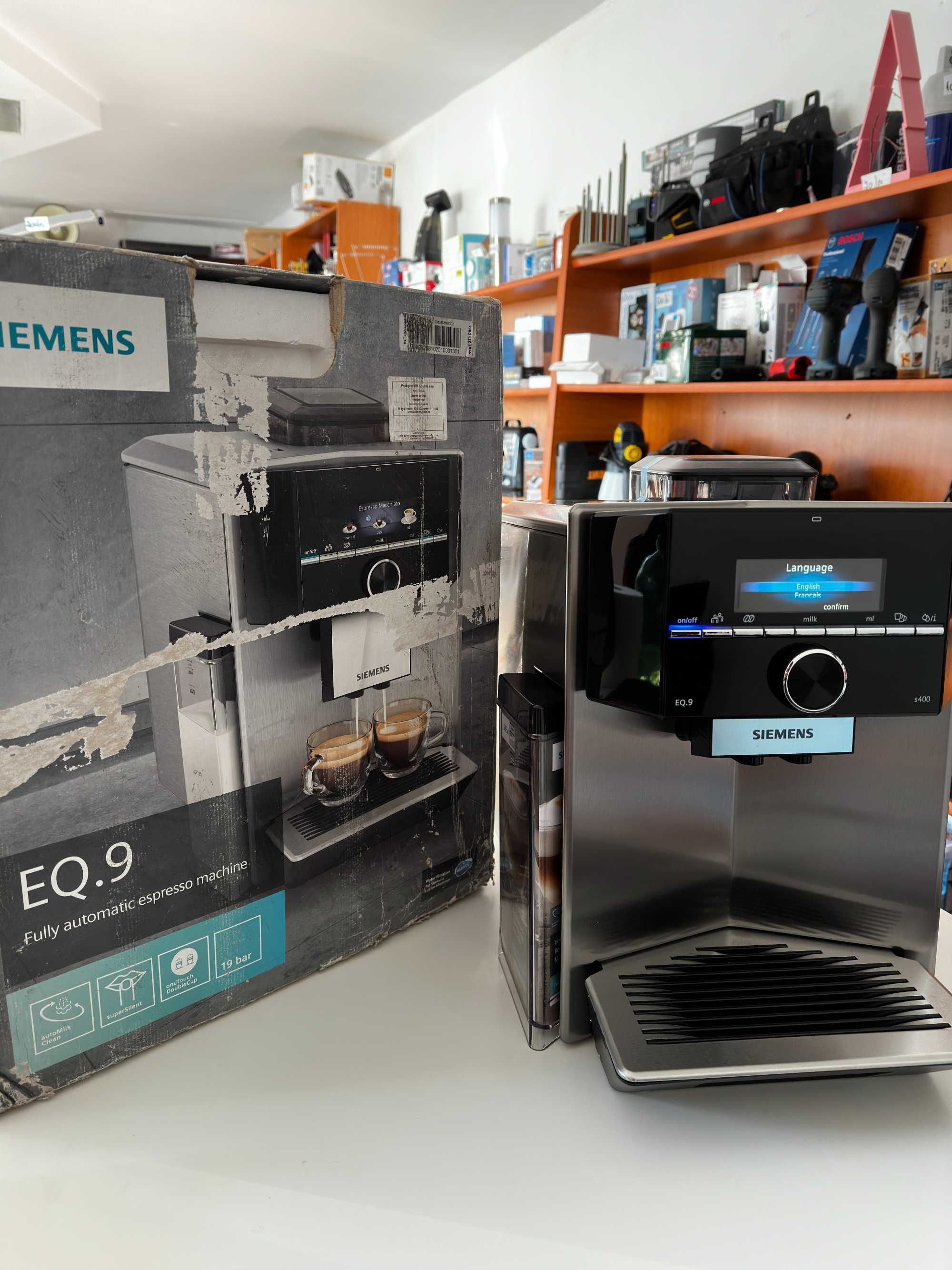 Espressor cafea Siemens EQ.9 S400 TI924301RW NOU!