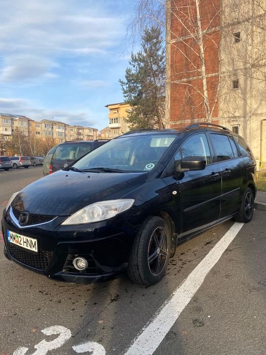 Vând Mazda 5 șapte locuri
