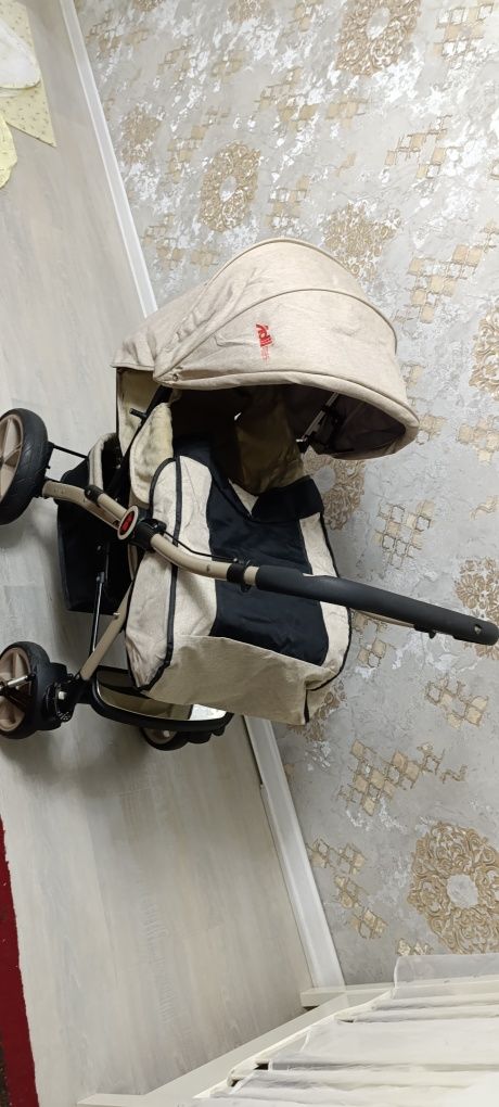 Bolalar uchun kolyaska holati zo'r.