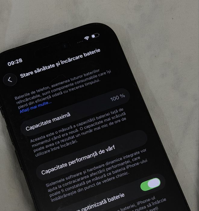 IPhone 14 PRO - 128GB - Baterie 100% + 2 HUSE + cablu