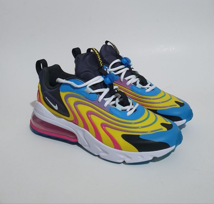 Нови уникален модел Nike Air Max 270 React Номер 44, стелка 28 см