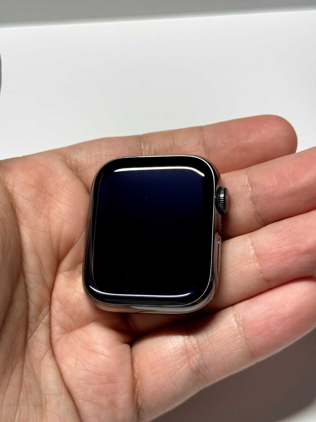 Apple Watch Series 7 45mm Stainless Steel