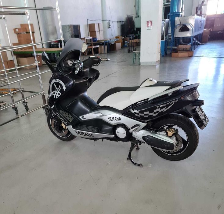 Scooter Yamaha T-max 500
