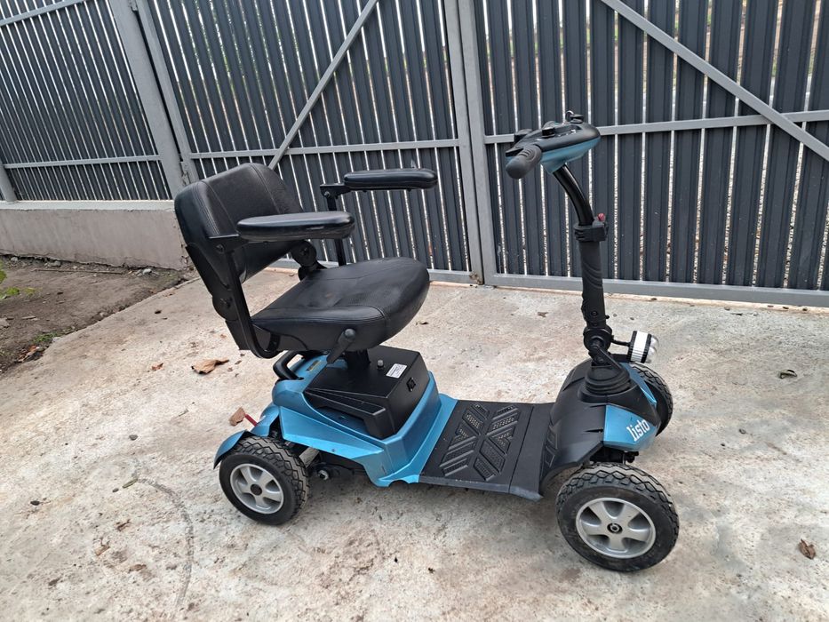 Cărucior scuter electric