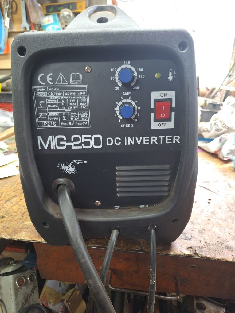 Заваръчен апарат CO 250A