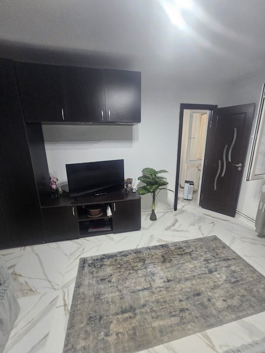 Proprietar inchiriez apartament 2 camere Buftea